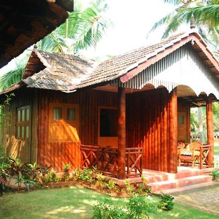 Pranav Beach Resort Kannur Exterior foto