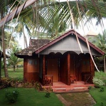 Pranav Beach Resort Kannur Exterior foto