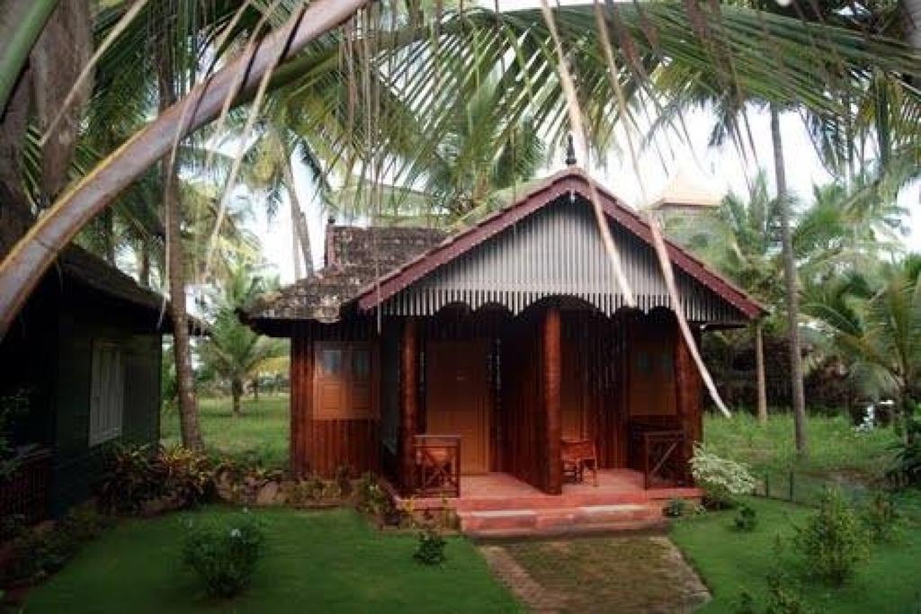 Pranav Beach Resort Kannur Exterior foto